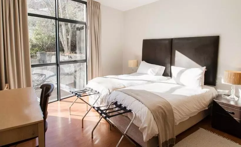 ２ベッドルームアパートメント, The Glen Apartments
