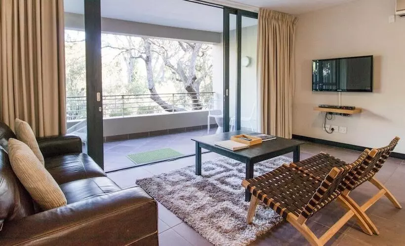 ２ベッドルームアパートメント, The Glen Apartments
