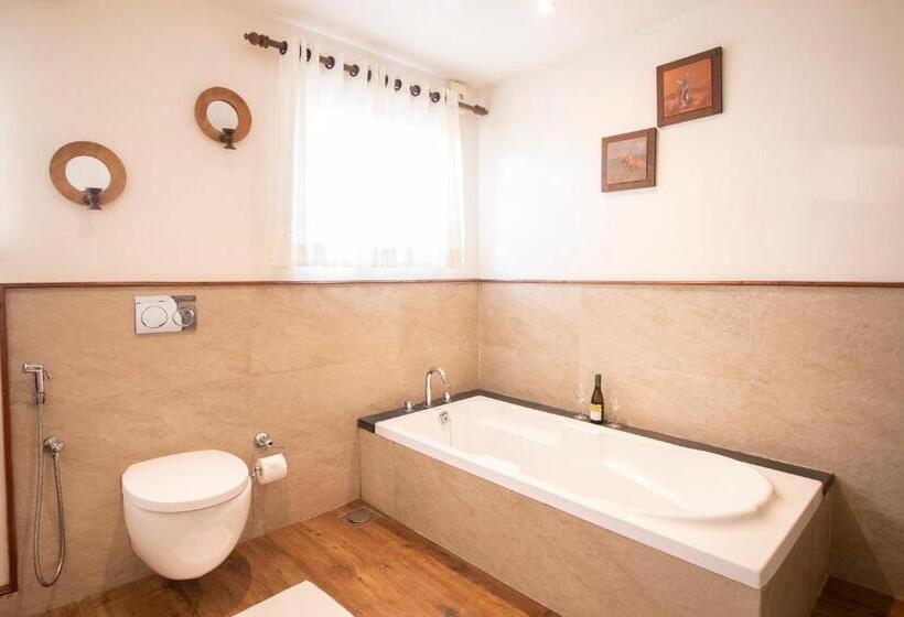 اتاق استاندارد, Blackberry Hills Munnarnature Resort & Spa