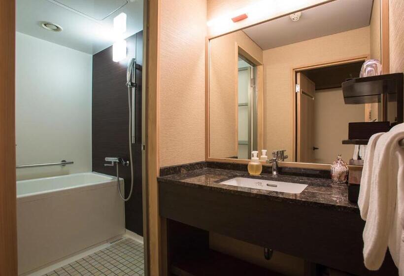 패밀리 룸, Kotohira Kadan