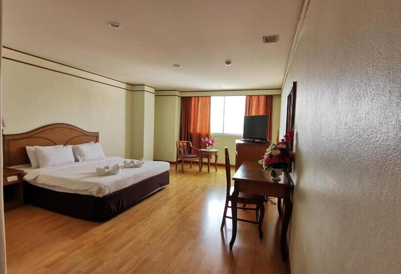 スーペリアールーム, Morakot Twin Chumphon