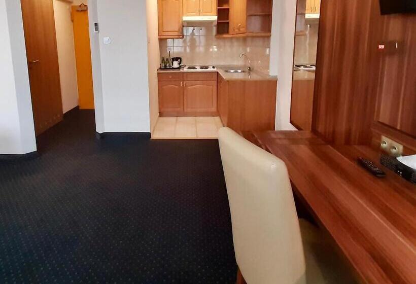 غرفة ديلوكس ثلاثية, Poleczki Residence Apartments