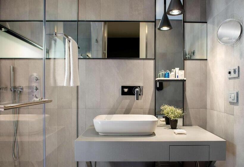 Premium Room City View, Radisson Blu Hotel Istanbul Asia