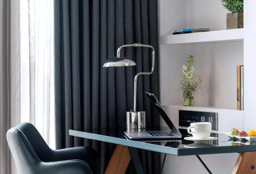 Standard Room, Radisson Blu Hotel Istanbul Asia
