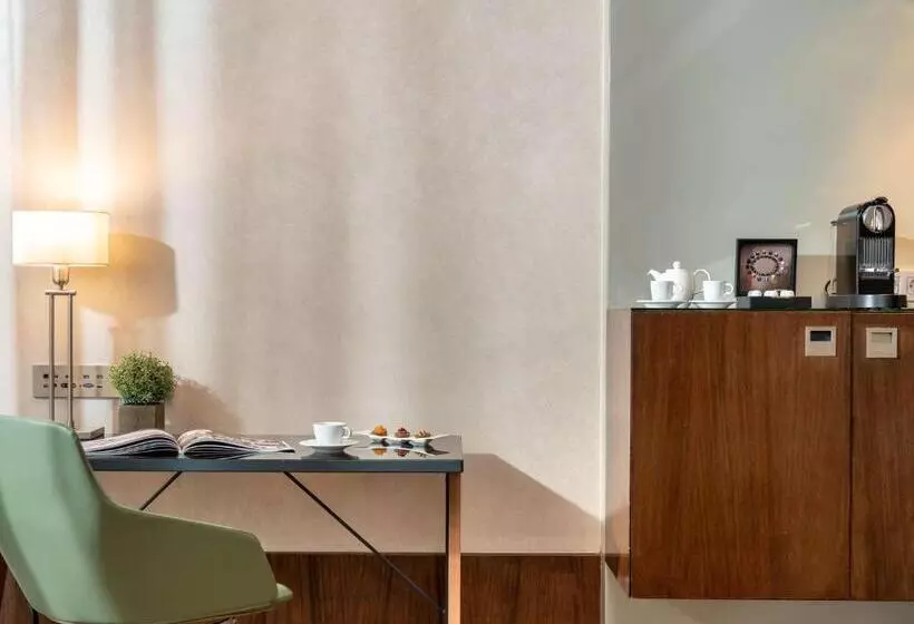 Junior Suite City View, Radisson Blu Hotel Istanbul Asia