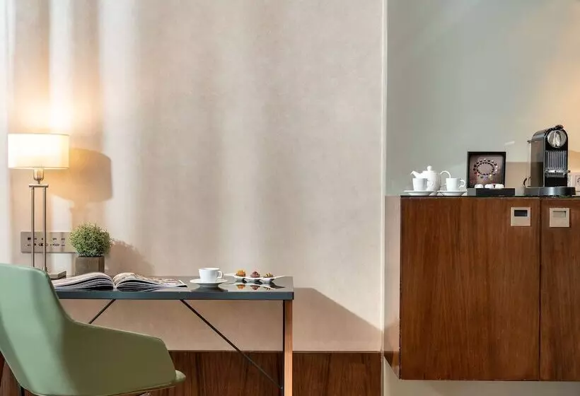 Junior Suite City View, Radisson Blu Hotel Istanbul Asia