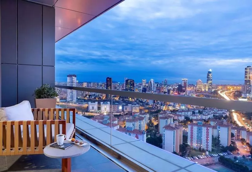 Junior Suite City View, Radisson Blu Hotel Istanbul Asia