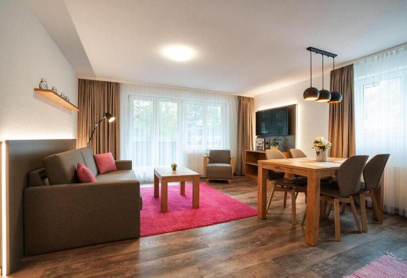 バルコニー付2ベッドルームアパートメント, Apartments Patricia