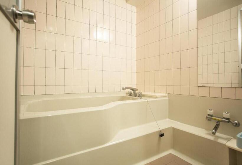 四人标准间, Shin Kabakawa Kanko