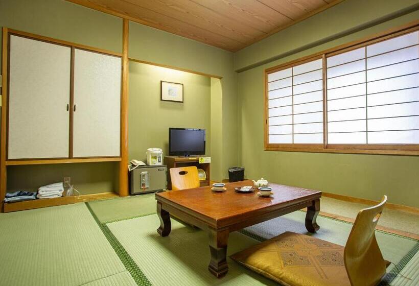 四人标准间, Shin Kabakawa Kanko