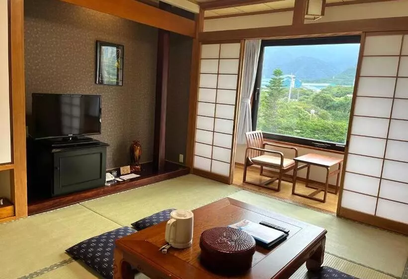 マウンテンビュースタンダードルーム, The Hotel Yakushima Ocean & Forest