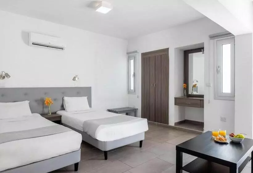 1 Bedroom Family Apartment with Balcony