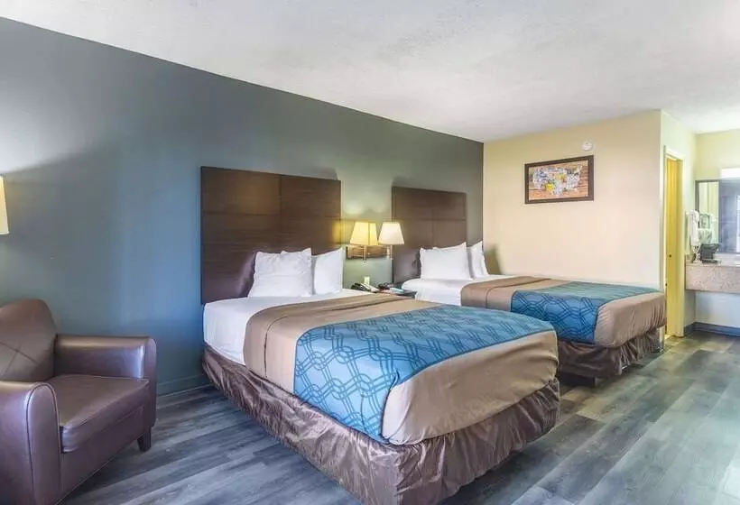 ２ダブルベッドのスタンダードルーム, Econo Lodge & Suites Clarksville
