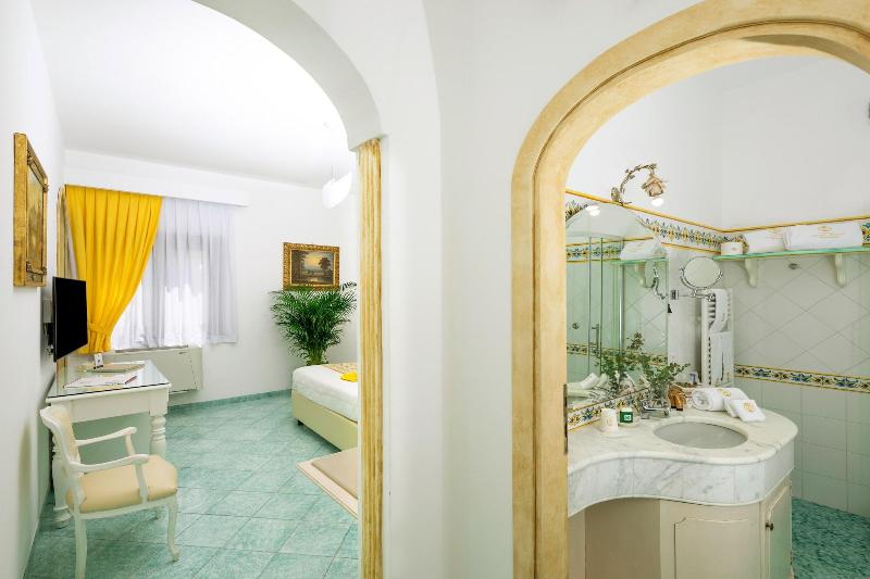 غرفة قياسية سرير كينج, Holiday Inn Rock Hill, An Ihg