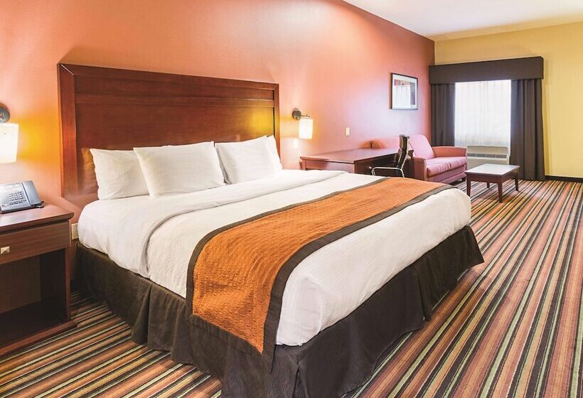 Номер Deluxe Адаптированный для Инвалидов, La Quinta By Wyndham Woodway   Waco South