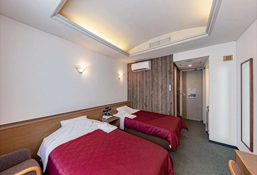 غرفة سوبيريور, Okinawa