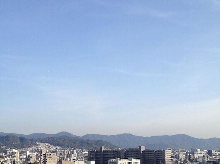 标准间, Urbain Hiroshima Executive