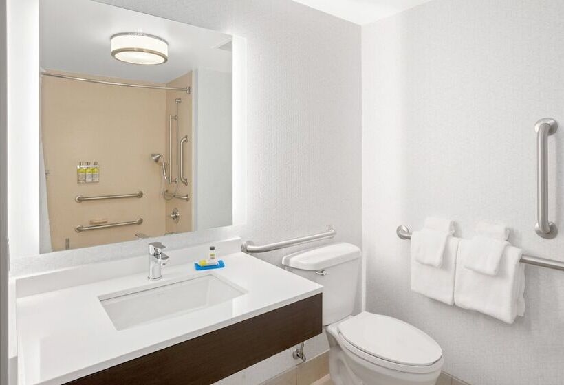 Люкс, Holiday Inn Express Hotel & Suites Marysville, An Ihg