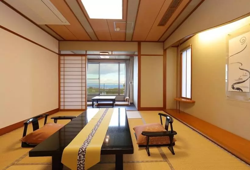 اتاق سوپریور با چشم‌انداز شهر, Arima Onsen Taketoritei Maruyama