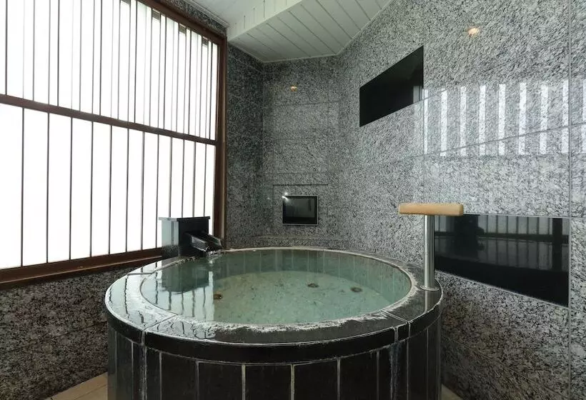 اتاق لوکس, Arima Onsen Taketoritei Maruyama
