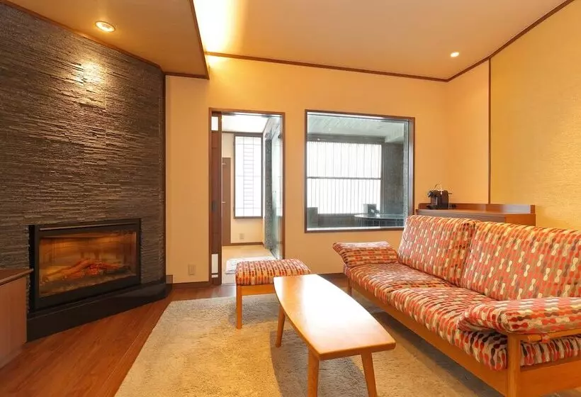 اتاق لوکس, Arima Onsen Taketoritei Maruyama