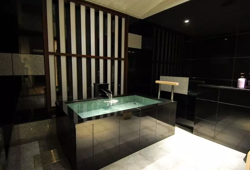 اتاق لوکس, Arima Onsen Taketoritei Maruyama