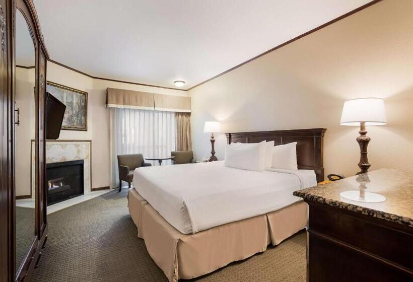 חדר סטנדרט עם מיטת קינג, Chateau Big Bear Boutique Hotel, Bw Signature Collection