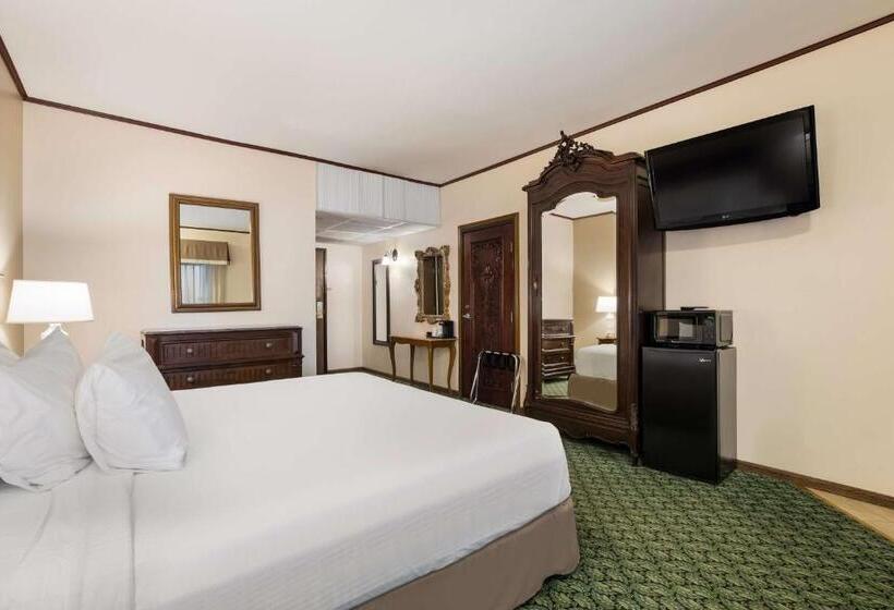 חדר סטנדרט, מיטת קינג, מותאם לאדם עם מוגבלויות, Chateau Big Bear Boutique Hotel, Bw Signature Collection