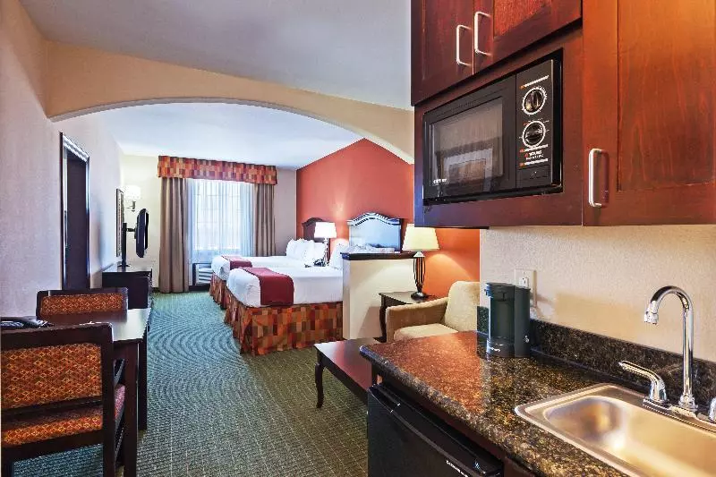 Sviitti King-vuode, Holiday Inn Express Hotel & Suites Henderson Traffic Star, An Ihg