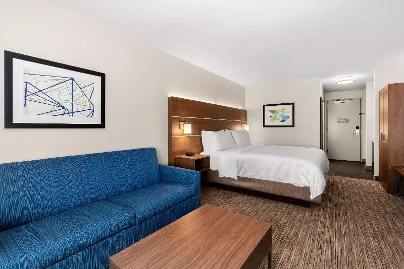 Sviitti, Holiday Inn Express And Suites Sumner, An Ihg