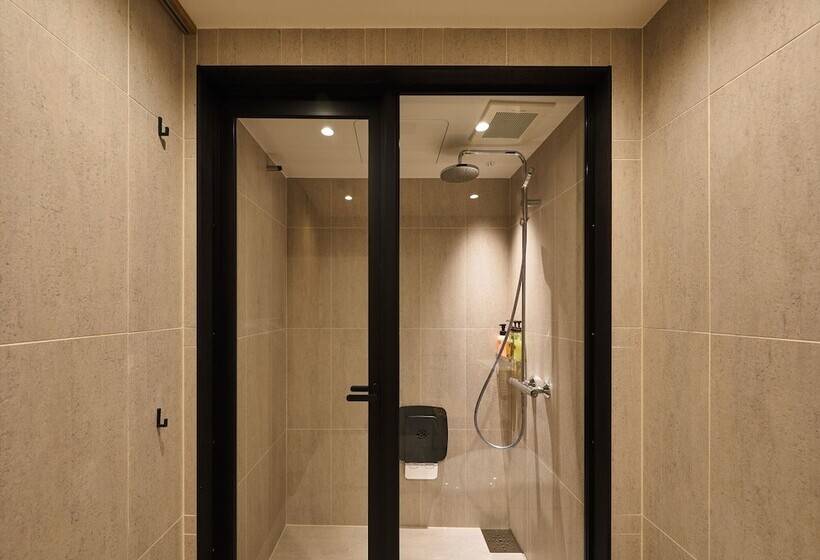 스탠다드 트리플 룸, New Wakasa