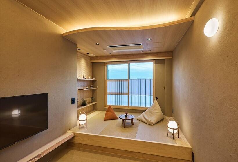 스탠다드 트리플 룸, New Wakasa