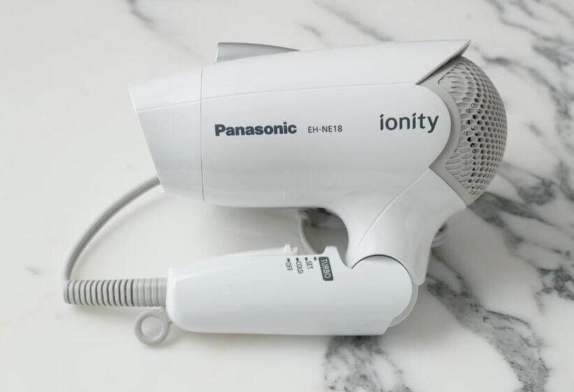 舒适型房间, The Knot Yokohama