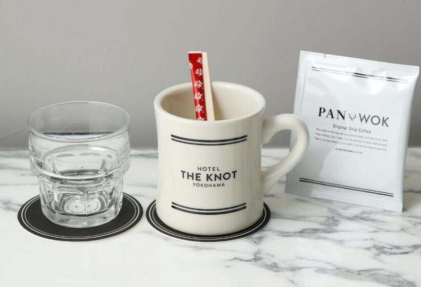Номер Комфорт, The Knot Yokohama