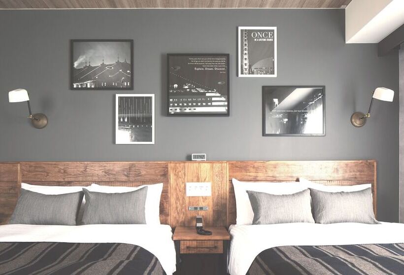 标准间, The Knot Yokohama