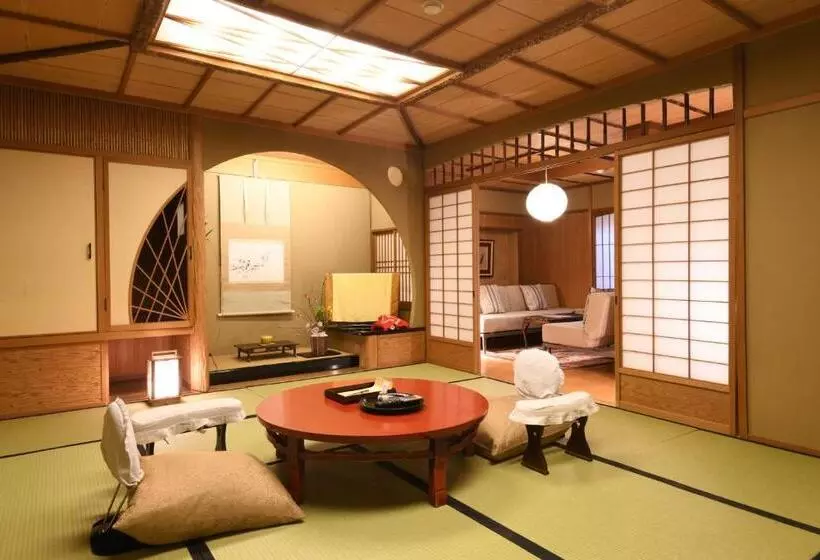 اتاق لوکس, Seikoro Ryokan   Established In 1831