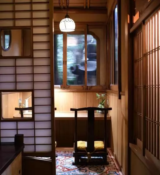 اتاق لوکس با چشم‌انداز باغ, Seikoro Ryokan   Established In 1831