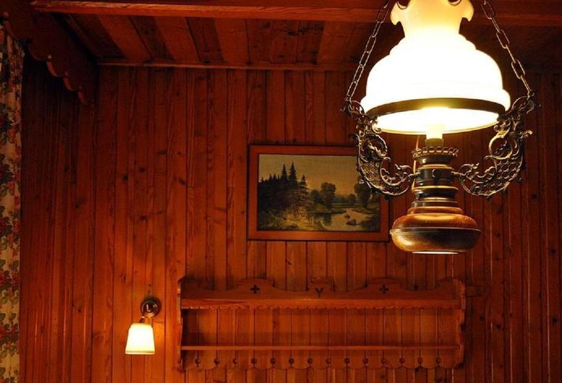 اتاق استاندارد سه نفره, Willa Orla