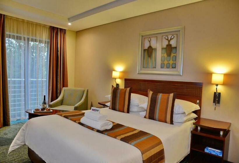 Номер Стандарт, City Lodge Hotel Fourways