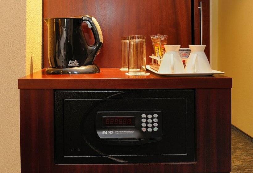 Номер Стандарт Адаптированный для Инвалидов, City Lodge Hotel Fourways