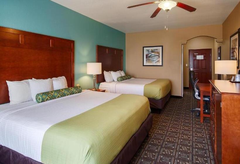 适合残疾人士使用的带超级大床的标准间, Best Western Plus Monahans Inn And Suites