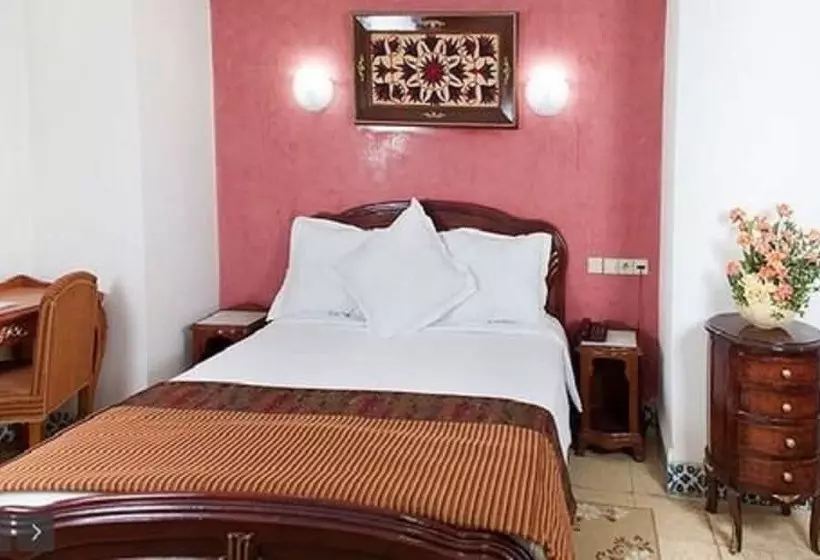 غرفة قياسية فردية, Dar Diaf Alger