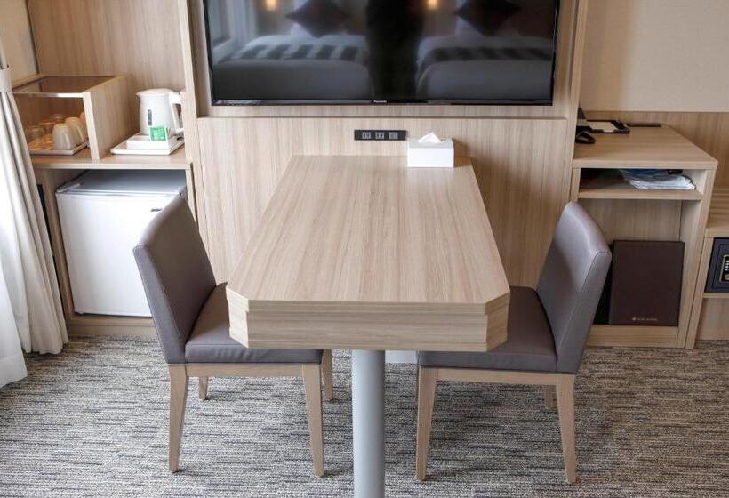 חדר דלוקס לשלושה, Mystays Hakodate Goryokaku