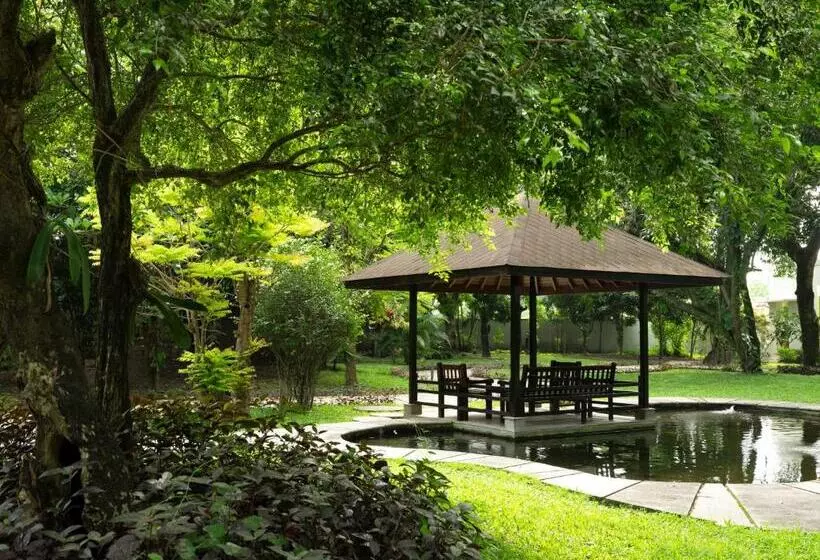اتاق پرمیوم, Royal Ambarrukmo Yogyakarta