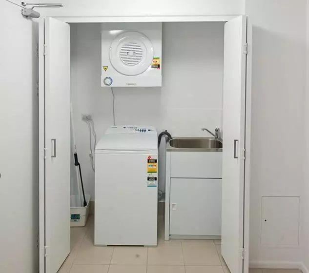 ２ベッドルームアパートメント, Edge Apartment