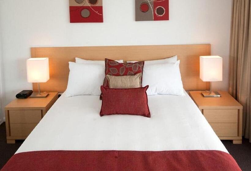 침실 2개 아파트, Edge Apartment