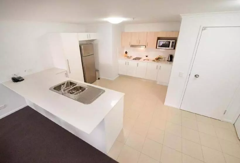 ２ベッドルームアパートメント, Edge Apartment