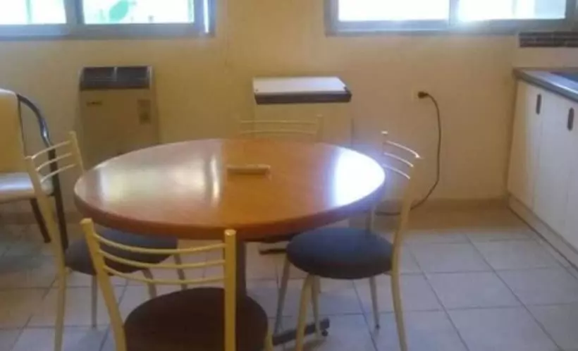 تختخواب در اتاق مشترک, Apart Hotel Maue