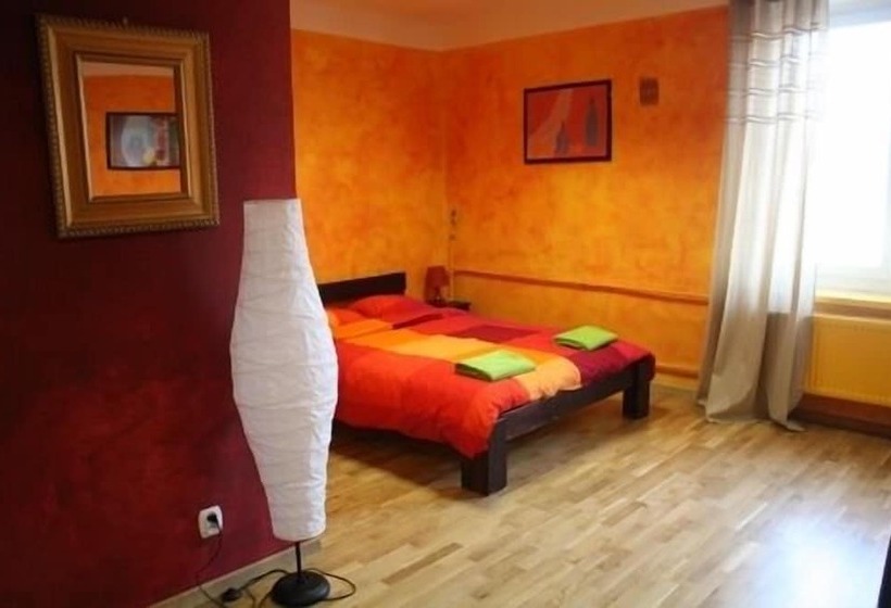 Семейный Номер, El Hostel