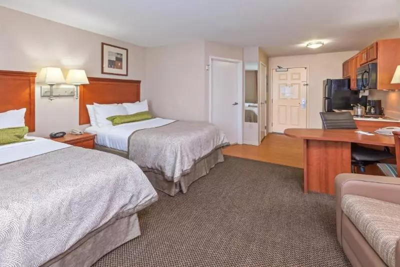 スタンダードスタジオ, Candlewood Suites Owasso, An Ihg
